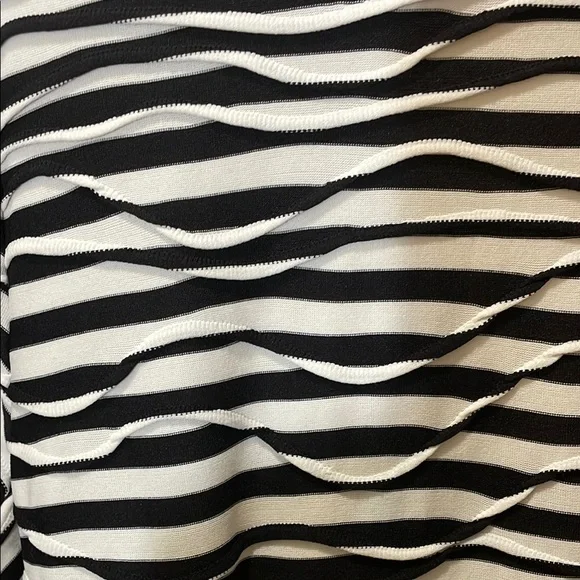 Chico's Black and White Ruched Wrap Dress - Picture 4 of 5
